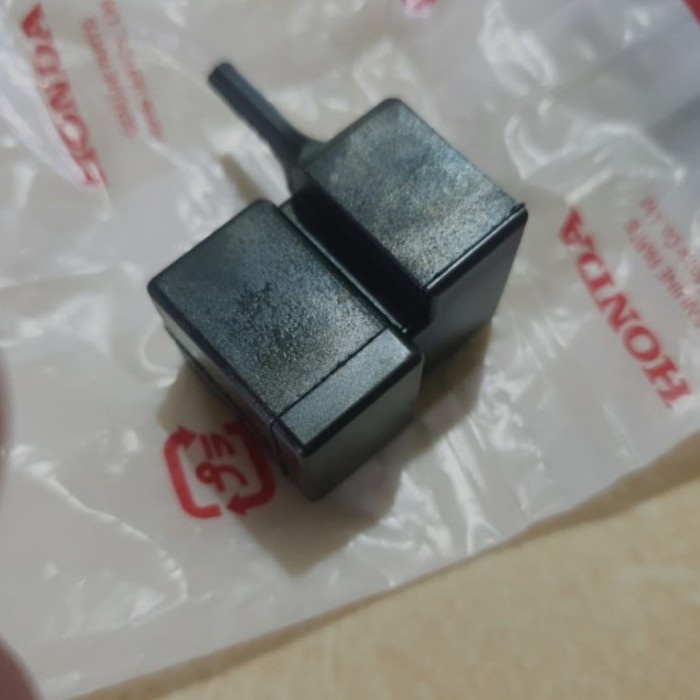 KARET STOPER PINTU SLIDING HONDA FREED ORIGINAL