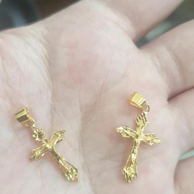 Liontin Kalung Salib Yesus Kristen Katolik Katholik Emas Asli 700 70%