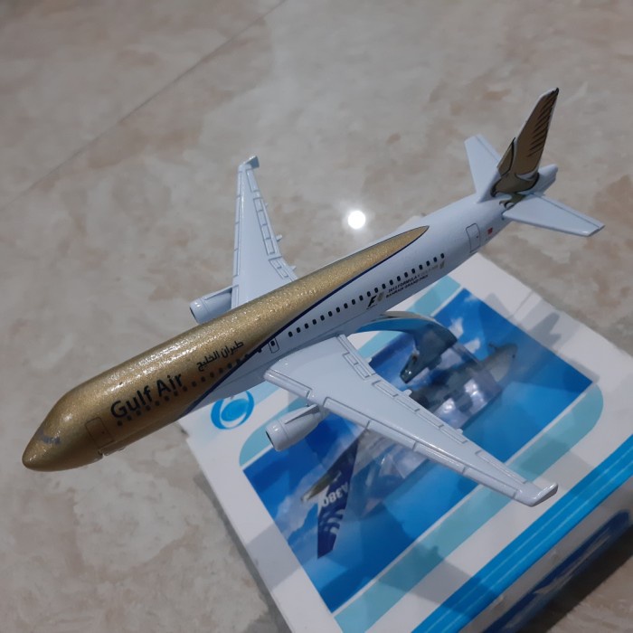 ✅COD Diecast Pesawat Gulf Air Airbus A320 No Herpa Hotwheels Murah Ful Besi Bisa Gojek
