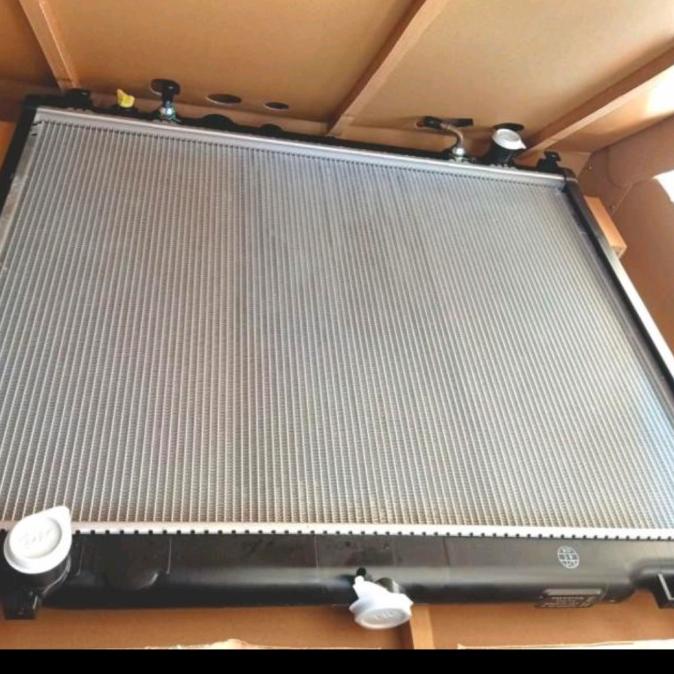 radiator innova bensin matic 16410-0C140