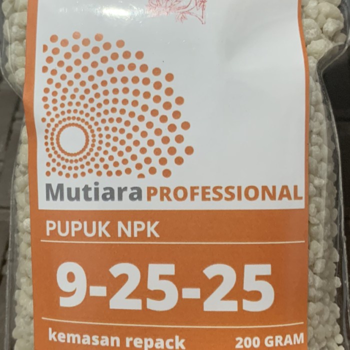 Pupuk NPK mutiara profesional 9-25-25 kemasan 200 gr