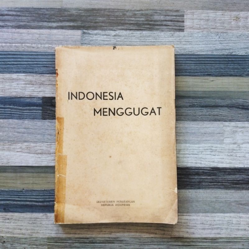 INDONESIA MENGGUGAT