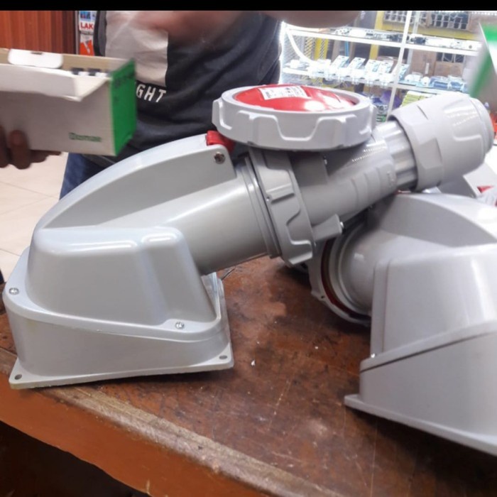 ✨Ori Surface Mounting 5 Kaki 63A Legrand Diskon