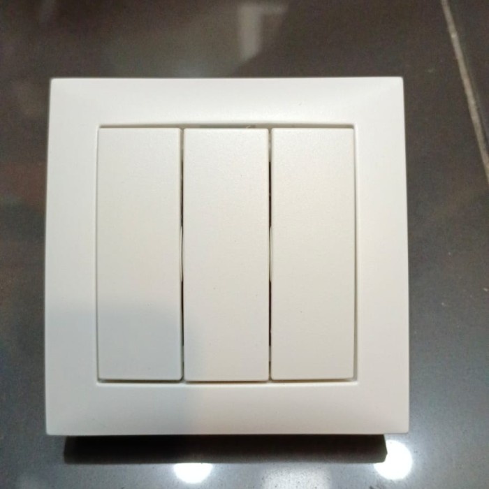 ✨Ori Saklar Berker Triple S1 Polar White Diskon