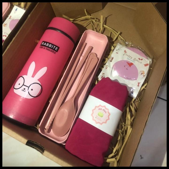 

HOT DEAL HAMPERS TUMBLER SOUVENIR, HAMPERS TUMBLER, HAMPERS HIJAB, HAMPERS !!!