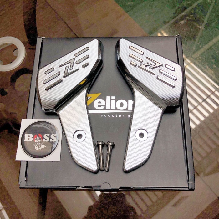 New Foot Rest / Footstep Zelioni Chrome Vespa Sprint Primavera Ori