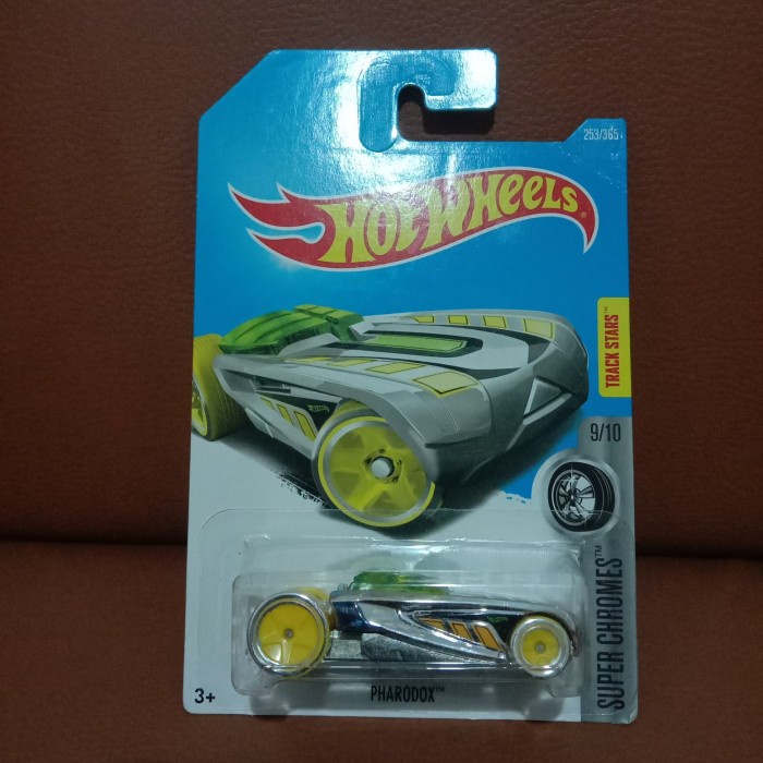 MUST HAVE HOTWHEELS PHARADOX SILVER TERLARIS