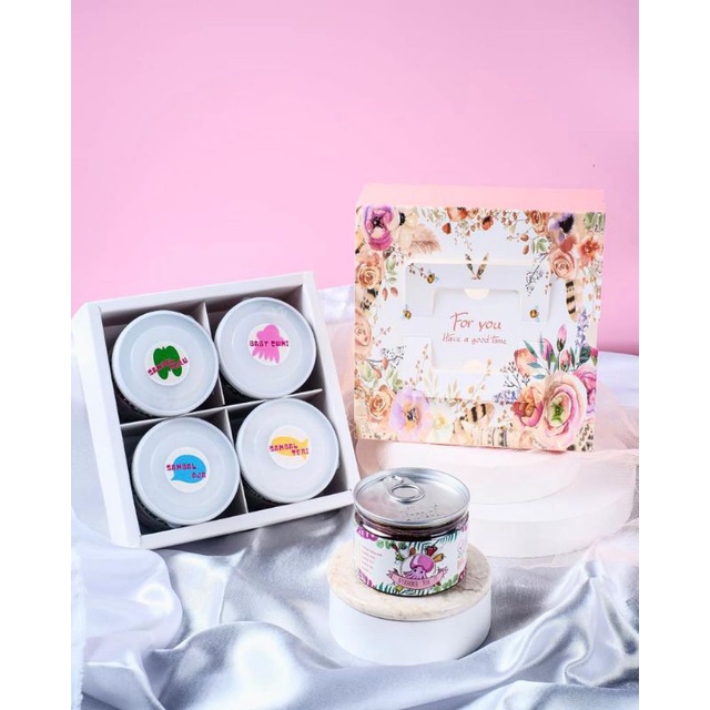 

Paket Hemat Isi 4Pcs Sambal Free Kartu Ucapan Hangtag