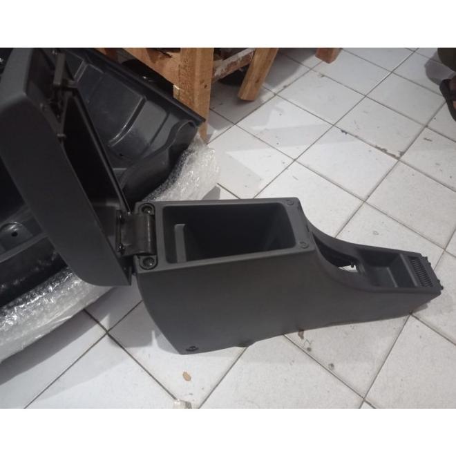 Console Box Tinggi Agya Ayla