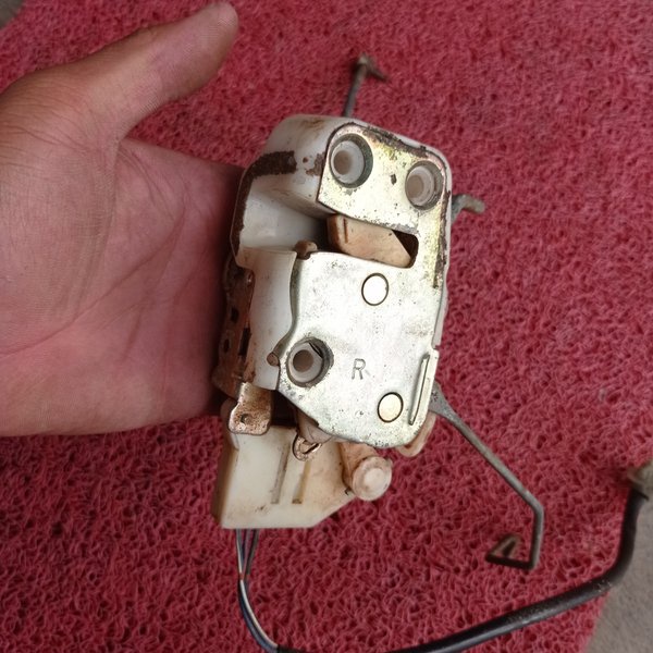 Doorlock Door Lock Actuator Pintu Depan Kanan Atau Sopir Honda City Type Z City-Z Original Copotan