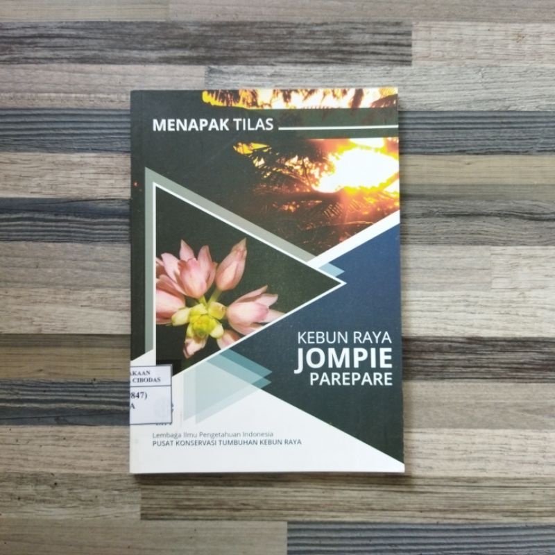 MENAPAK TILAS KEBUN RAYA JOMPIE PAREPARE