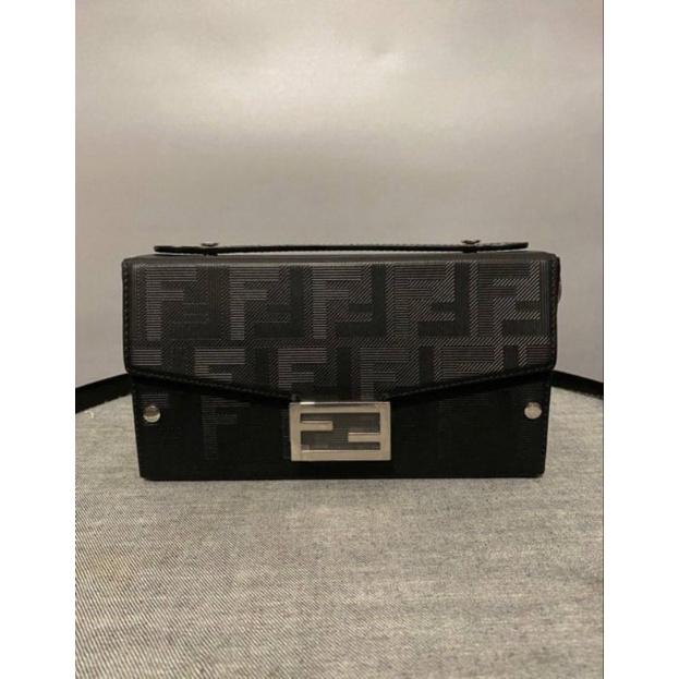 Tas Fendi Soft Trunk Baguette Original