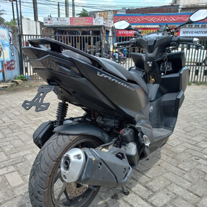 Tail store tidy vario