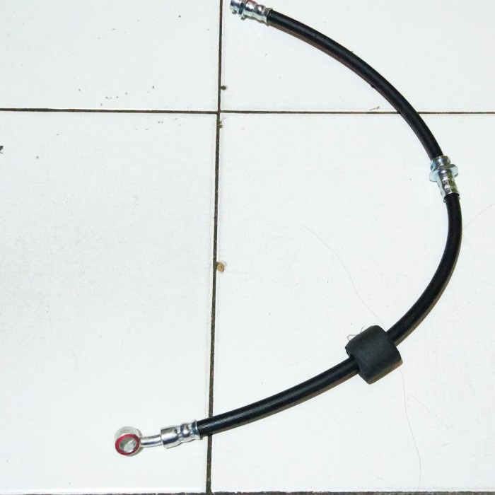 selang fleksibel rem depan suzuki futura.