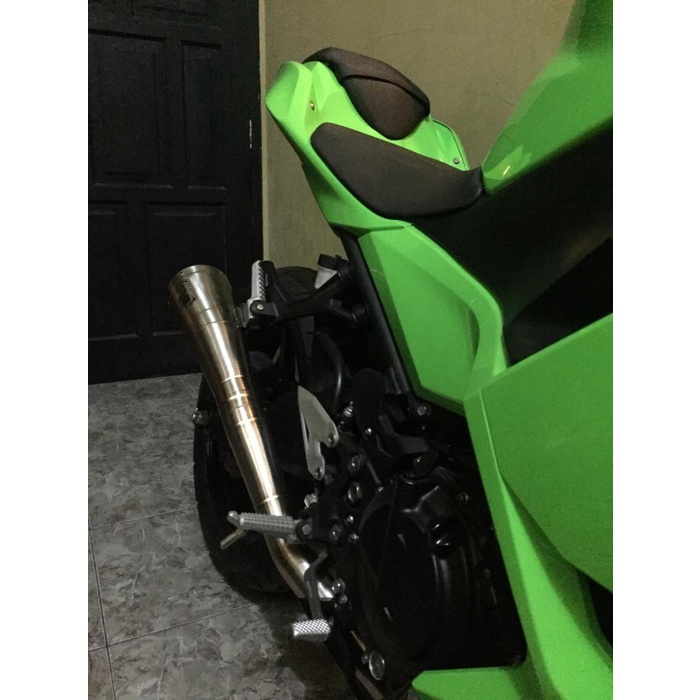 {Second} Knalpot R9 Gp Ninja 250 cc Berkualitas