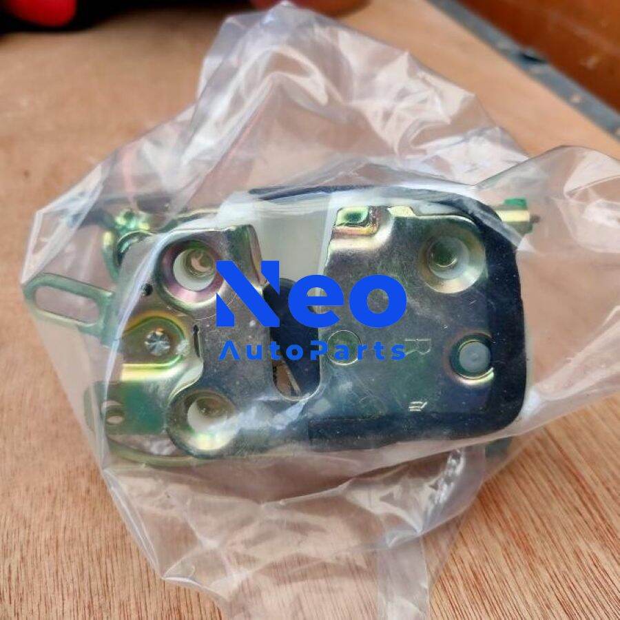 Doorlock Door Lock Pintu Depan Isuzu Panther Lama Kotak Original