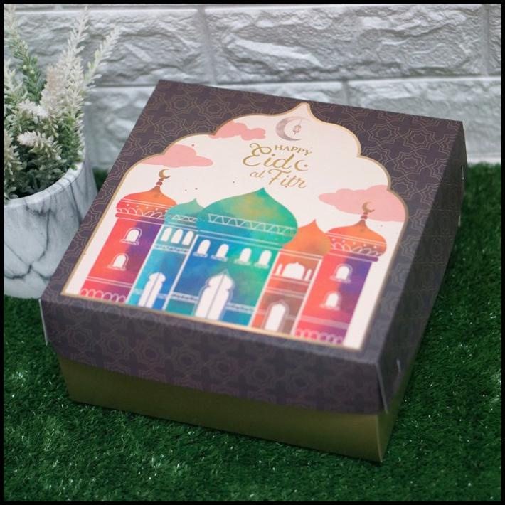 

HOT DEAL KOTAK KUE LEBARAN IDUL FITRI UK 22 CM BEST SELLER , KOTAK KUE GOLD TEM