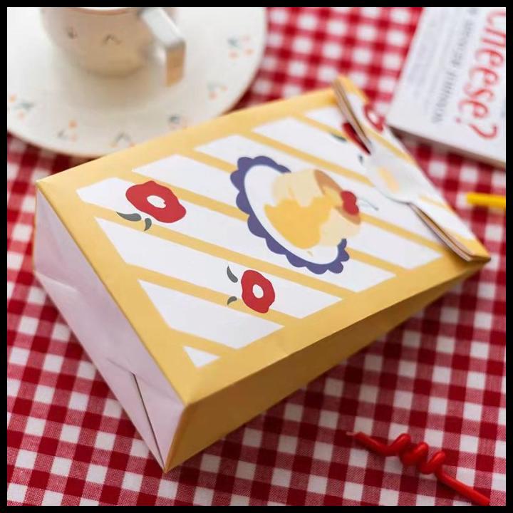 

BEST DEAL KOREAN FOOD PAPER BAG / KANTONG ROTI SNACK CAKE- 6PCS + STICKER