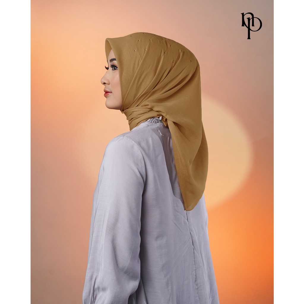 STYLISH HIJAB DAILY naPocut Paris Swarovski 29 Brown Series