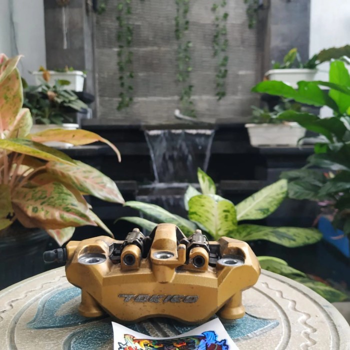 {BEKAS} Kaliper Tokico ex Gsx 600 Radial Diskon