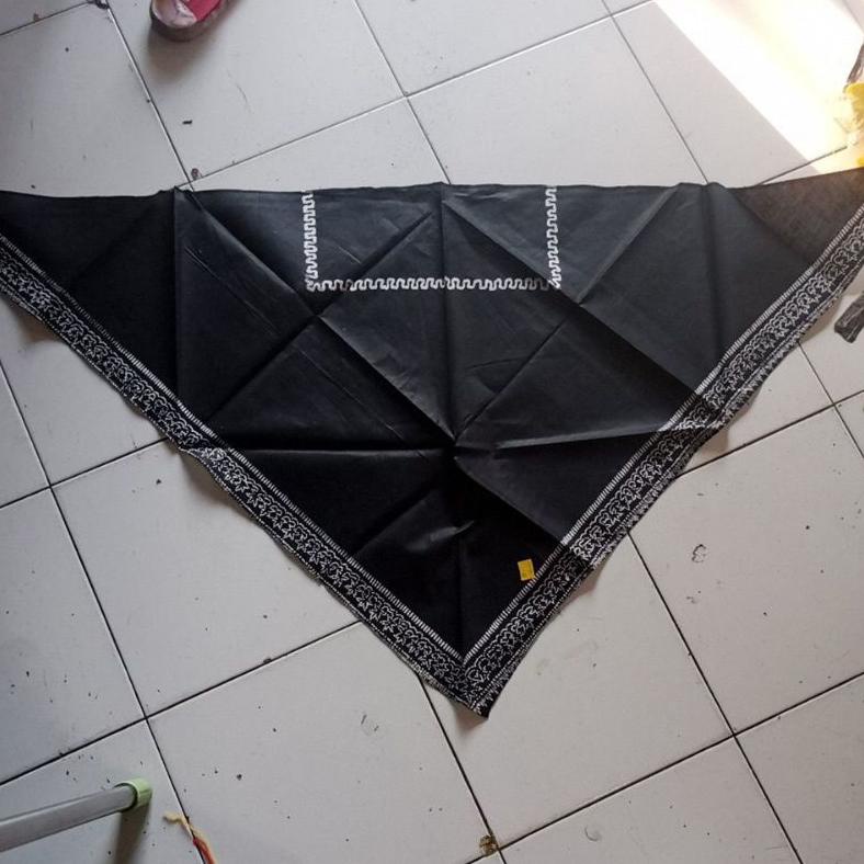 Big Sale Udeng Segitiga Khas Ponorogo Diskon