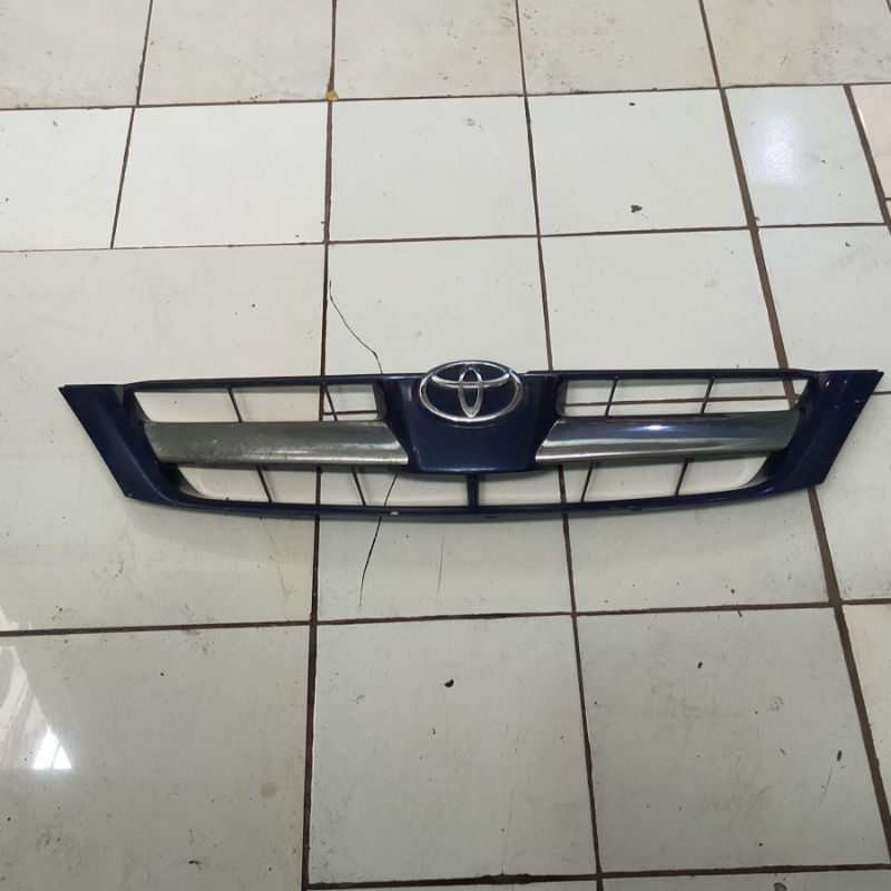grill Innova tahun 2004-2007 second copotan original