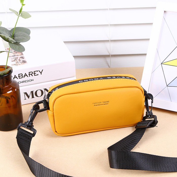 379 Tas Selempang Wanita Terbaru Import FOREVER YOUNG ORIGINAL 100%