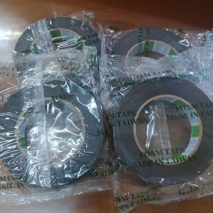 

,,,,,,,] DOUBLE TAPE FOAM WARNA HIJAU 1"/2.5 CM