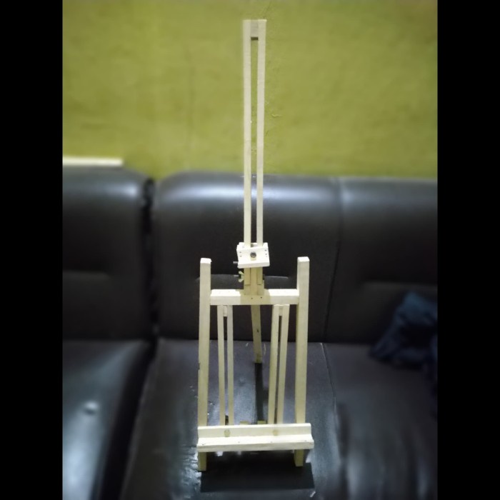 

Terbaru Wooden Easel Standing Easel Tripod Lukis Promo Terlaris