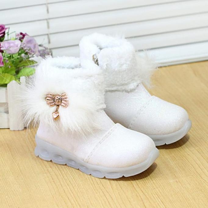 boot Perempuan YT02 Bulu Sepatu Anak Bot