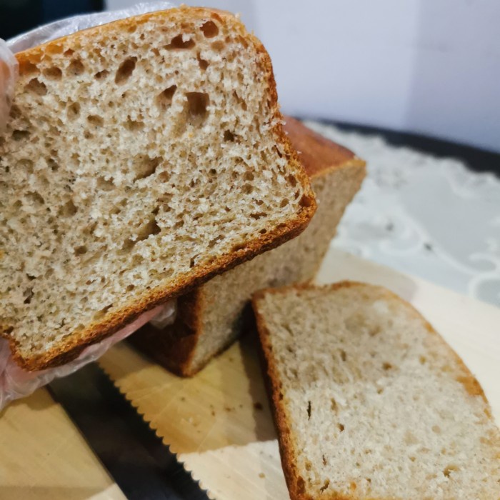 

100% WHOLE WHEAT BREAD, EGGLESS, DAIRY FREE, ROTI GANDUM UTUH