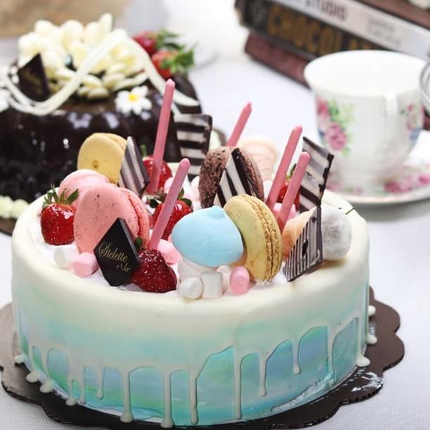 

Natal Kue Ulang Tahun Diameter 20 Cm / Birthday Cake / Stelete Cake Stok Terbatas