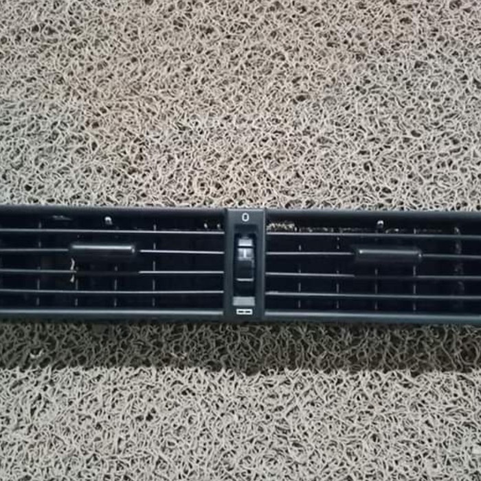 {Second} Kisi Ac Tengah W124 Diskon