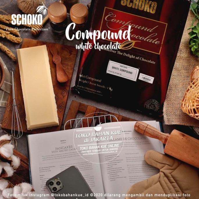 

Schoko White Compound 1kg Chocolate Baking Cokelat Batang Coklat Putih cila