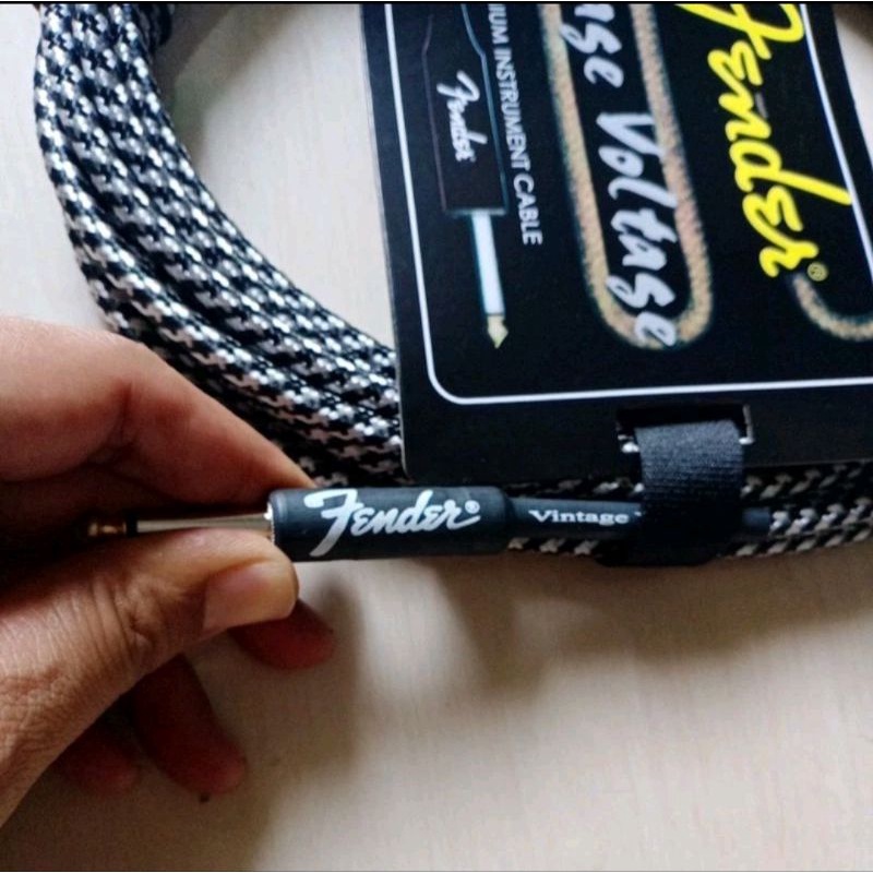 Kabel Jack gitar Fender 6 Meter
