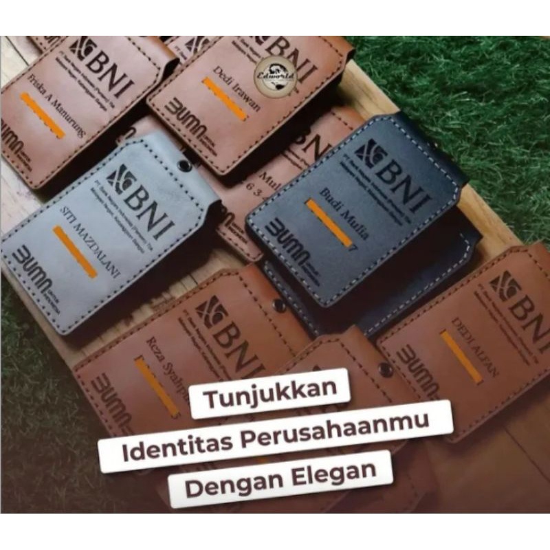 

PT5 NAME TAG/ID CARD KULIT FLIP 3 SLOT MAGNET (BISA CUSTOM GRAFIR)TERLARIS TERMURAH KWALITAS PREMIUM