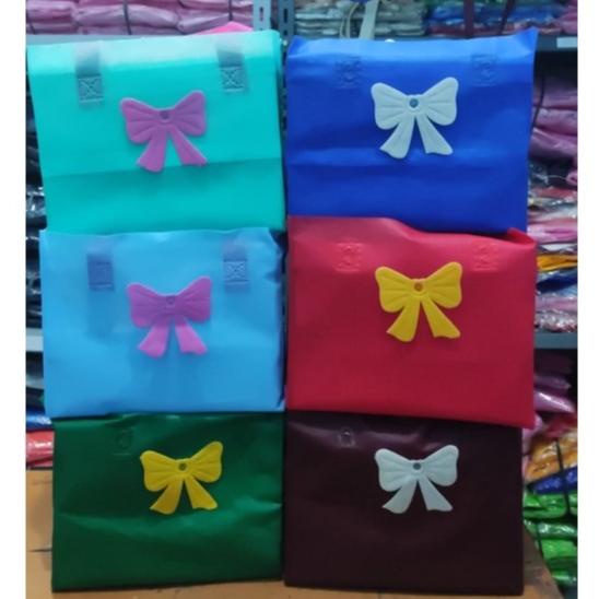 

Best! (12pcs / 1Lusin) Tas dasi box 22x22 / 20x20 cm Kain Kantong dus Nasi Kotak Hajatan souvenir besek berkat hampers pernikahan pengajian syukuran !!
