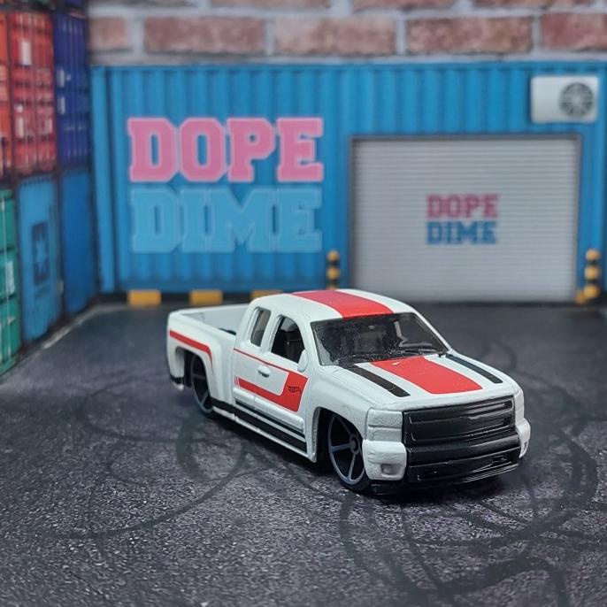 Hot Wheels Chevy Silverado Putih Loose