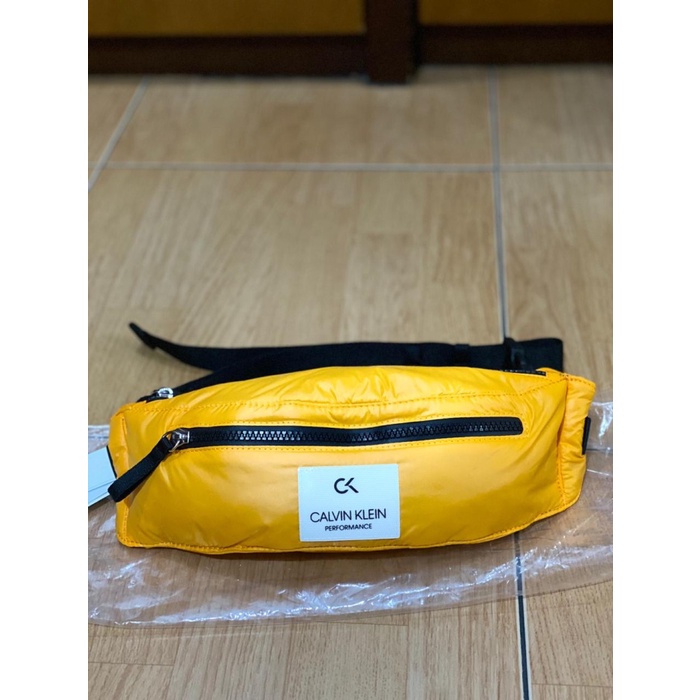 {VtubeShop} Waistbag Calvin Klein Performance Murah