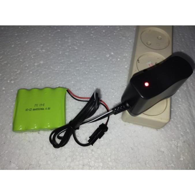 Paket Batre RC Mobil Remot 4.8V 4,8V 4000mAh Socket Hitam + Charger