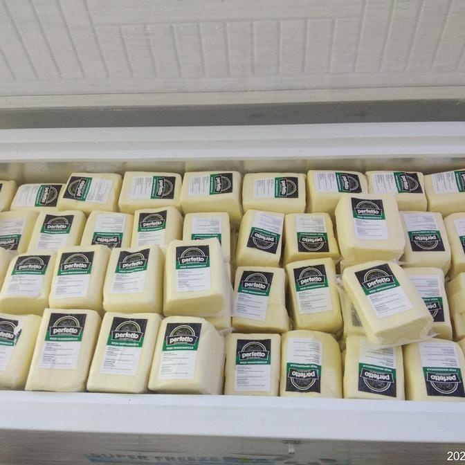 

MOZARELLA CHEESE PERFETTO 1 KG - KEJU MOZARELLA PERFETTO IMPORT HALAL Best Seller