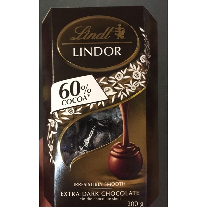 

Lindt Lindor Extra Dark Gift Box Chocolate 60% Cocoa