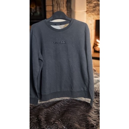 GUESS Sweater original