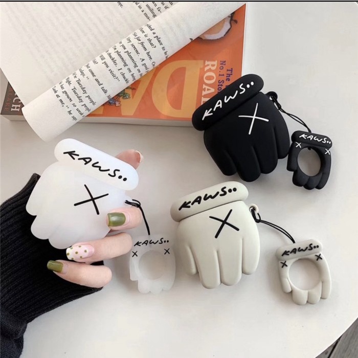 Airpods Case Kaws Black Soft Case + Gantungan