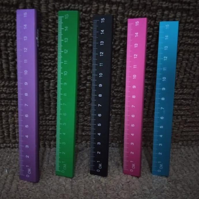 

Smiggle Metallic Ruler 15Cm - Penggaris Besi Smiggle Original