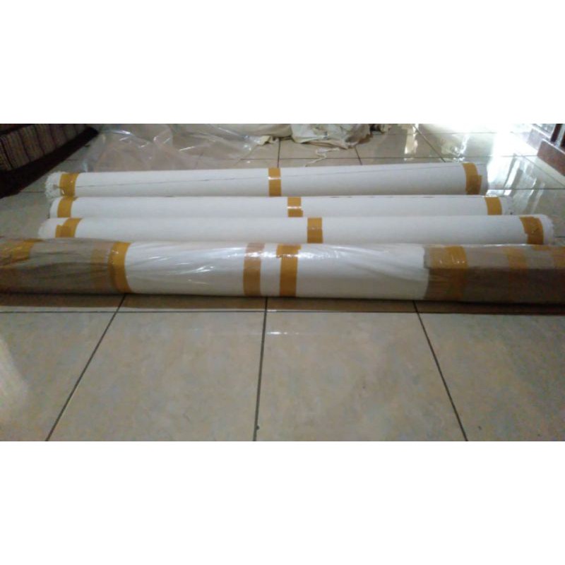

Kanvas Roll / Media Lukis Ukuran 2 Mtr X 1.5 Mtr, 3Mtr X 1.5 Mtr Warna Putih, Hitam, Kuning, U