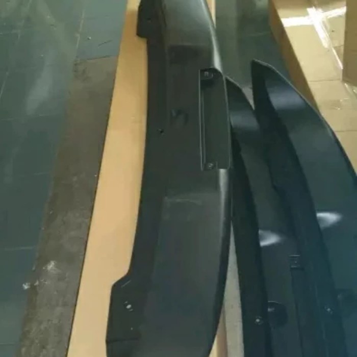 ✅Original Spoiler Innova Luxury 2004 - 2014 Mentah Terbaru