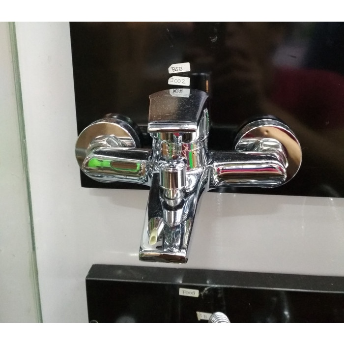 kran bathub/kran panas dingin/kran water heater/kamar mandi model toto