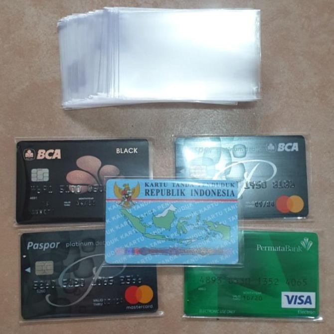 

~~~~~] Plastik pelindung ATM / SIM / KTP / Kartu Nama Cover pelindung card on