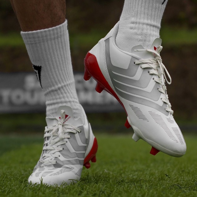 [SPORTY COLLECTION] Sepatu Sepak Bola Sevspo Tiki Taka New Series White Red Original Bisa COD